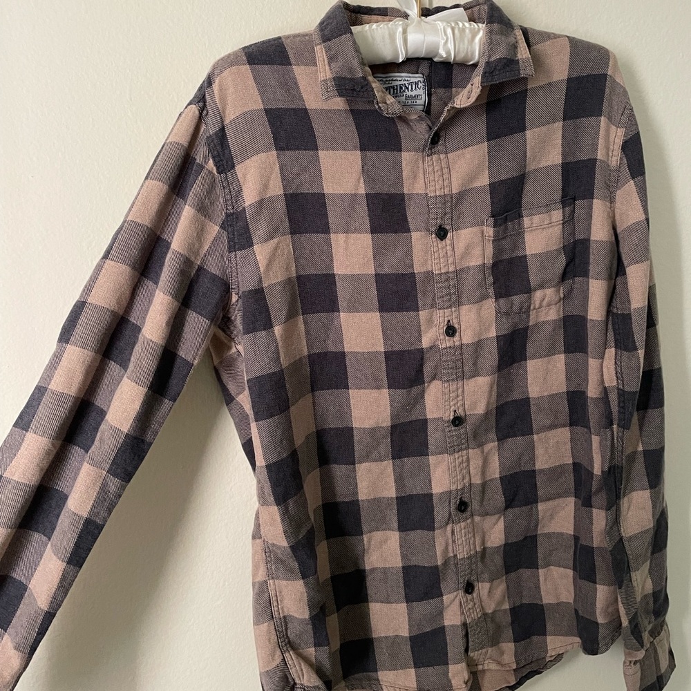 MEN BUTTON DOWN FLANNEL